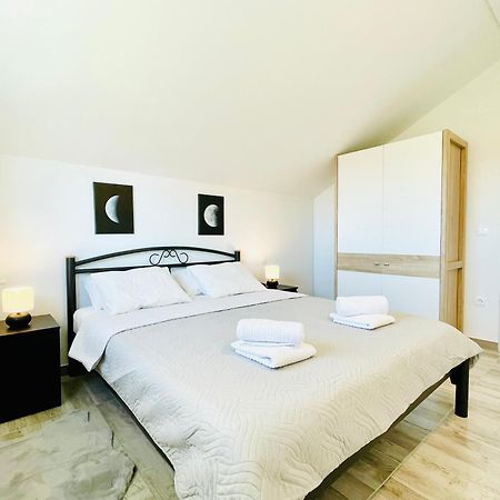 New Apartments Miya - Peroj Beach Εξωτερικό φωτογραφία